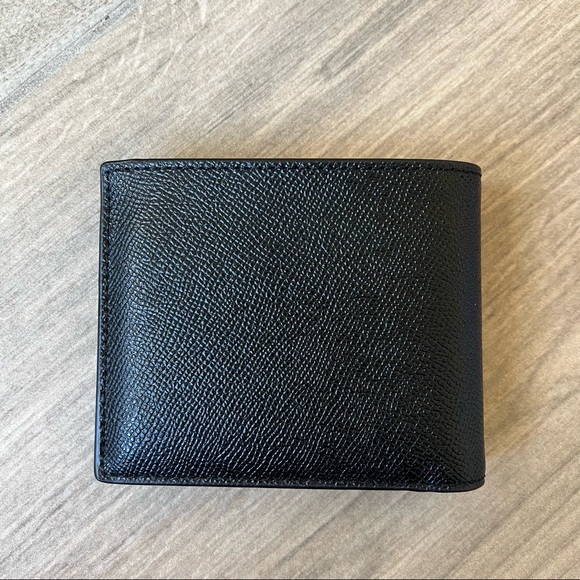 Coach Compact Id Wallet - Picture 2 of 8